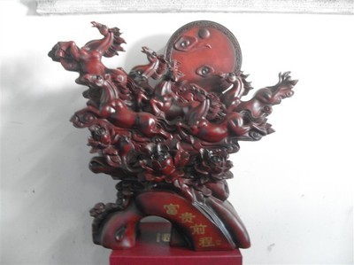 富貴前程馬紅木樹脂工藝品 仿玉擺件助力開業與辦公禮品